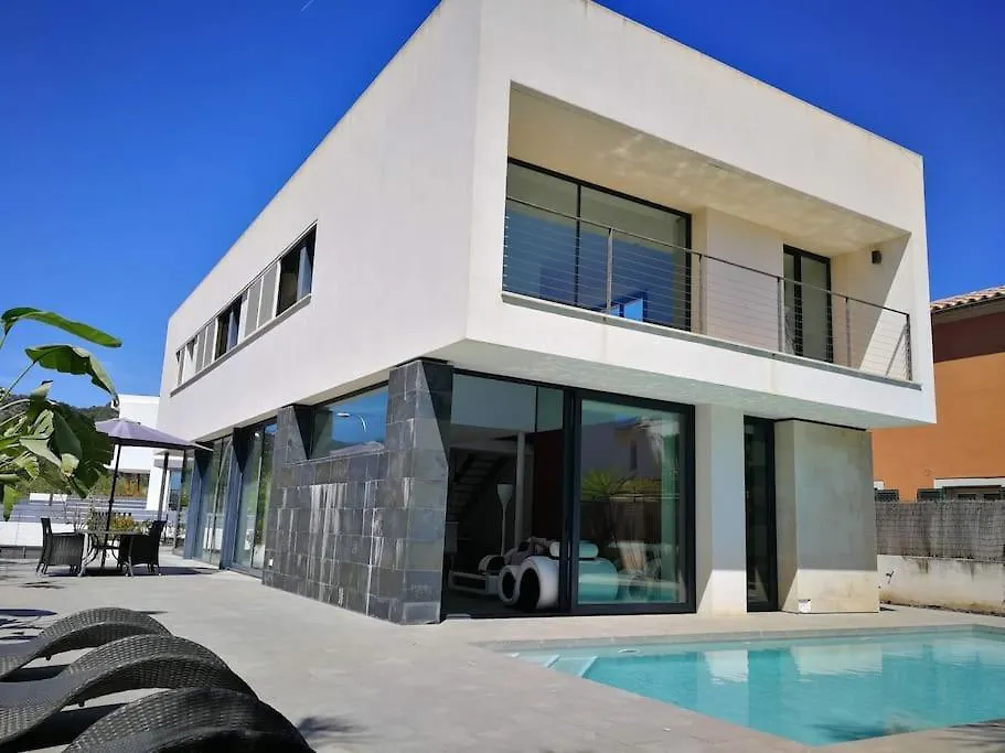 Holiday home Precioso Chalet Vanguardista Palma de Mallorca Spain